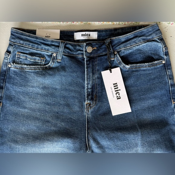 Mica Super High Vintage Crop Flare Jeans 💙 - Picture 4 of 7